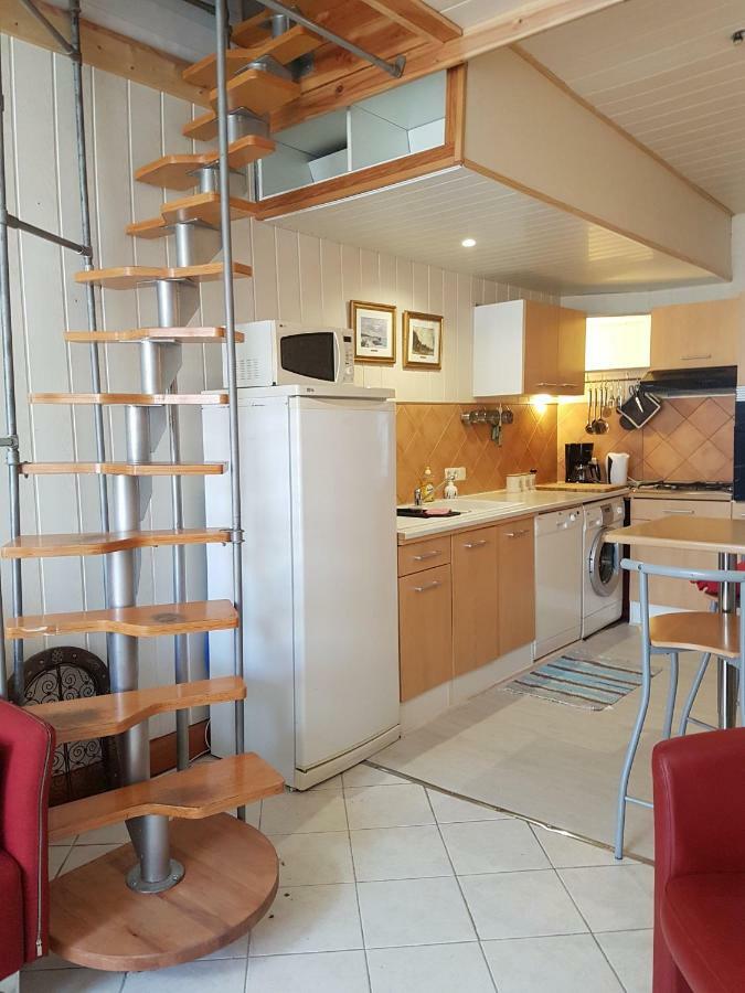 Maison *